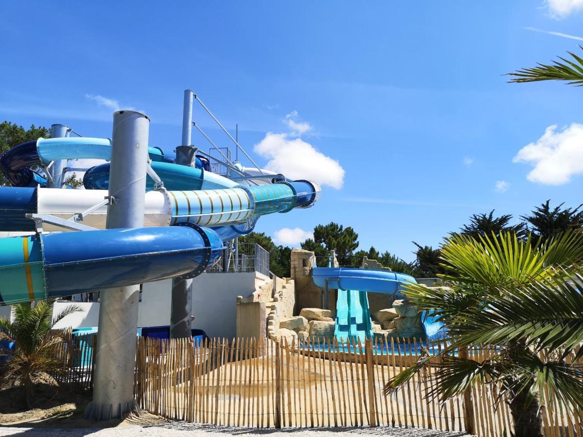 ホテル Camping Le Clos Des Pins サンティレール・ド・リエ エクステリア 写真
